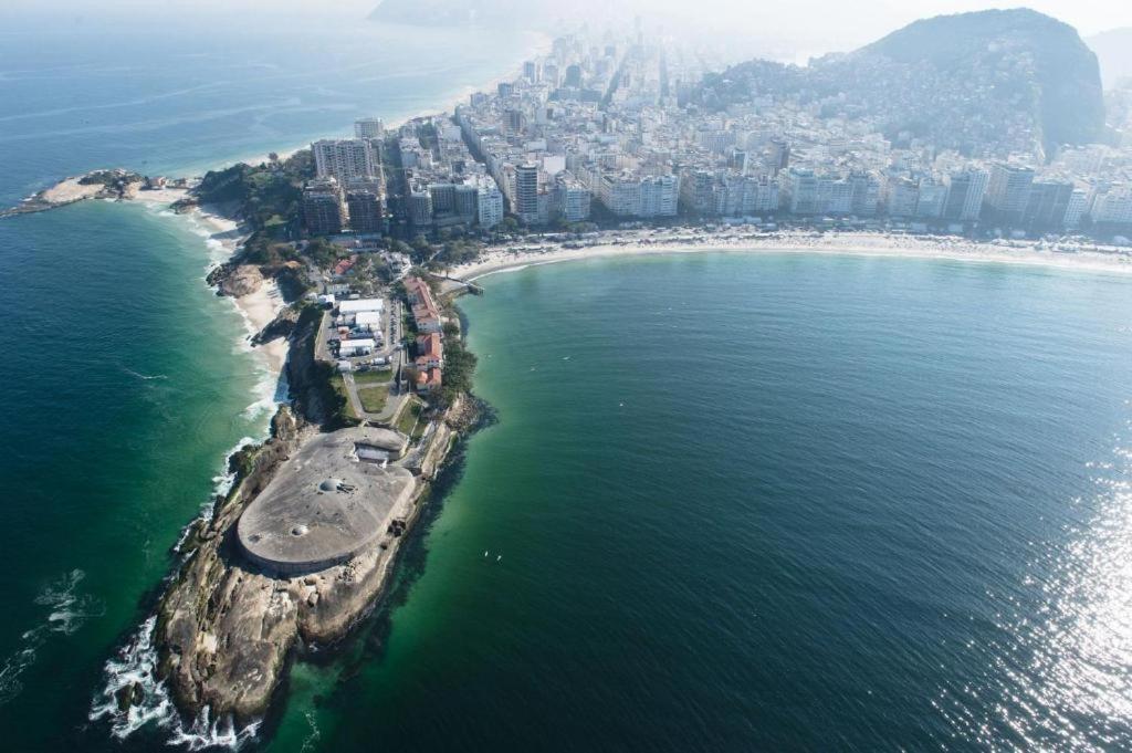 Apartamento Completo Na Praia De Copacabana 02 Quartos Com Vista Lateral Mar Em Andar Alto, Ar, Wifi , Netflix, Pauloangerami Rmvc18 Rio de Janeiro Exteriör bild