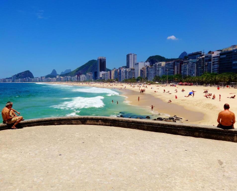 Apartamento Completo Na Praia De Copacabana 02 Quartos Com Vista Lateral Mar Em Andar Alto, Ar, Wifi , Netflix, Pauloangerami Rmvc18 Rio de Janeiro Exteriör bild