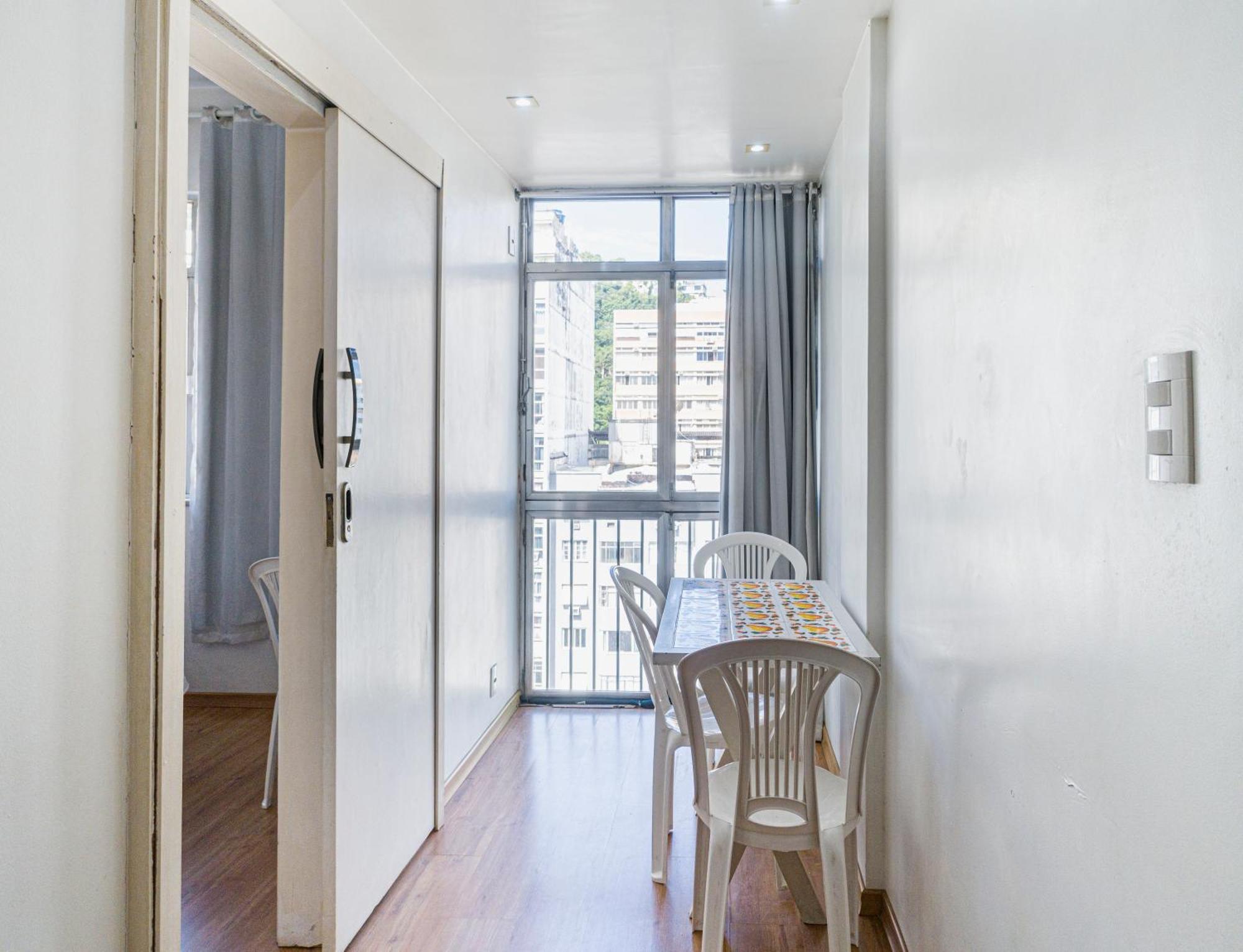 Apartamento Completo Na Praia De Copacabana 02 Quartos Com Vista Lateral Mar Em Andar Alto, Ar, Wifi , Netflix, Pauloangerami Rmvc18 Rio de Janeiro Exteriör bild