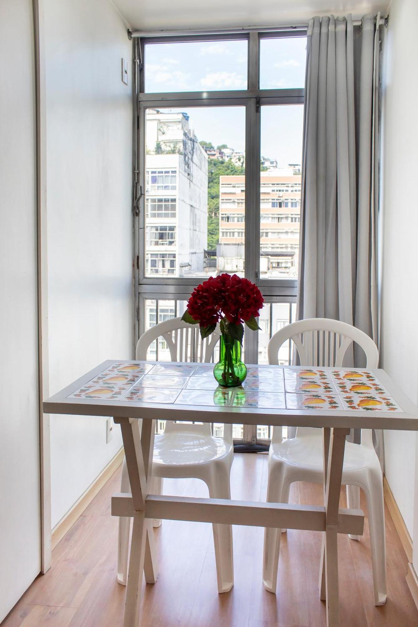 Apartamento Completo Na Praia De Copacabana 02 Quartos Com Vista Lateral Mar Em Andar Alto, Ar, Wifi , Netflix, Pauloangerami Rmvc18 Rio de Janeiro Exteriör bild